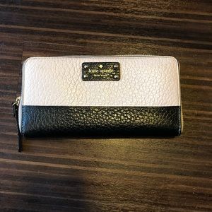 Kate Spade Pebbled Leather Wallet